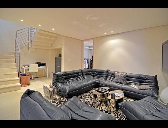 3 BEDROOM APARTMENT FOR SALE IN MORNINGSIDE